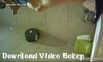 Video bokep gadis gadis Cina pergi ke toilet di Download Video Bokep