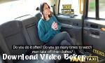Video bokep online Taksi Palsu Slim g yang ketat membentang saat dia  terbaru - Download Video Bokep