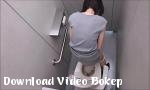 Video bokep gadis asian kencing toilet voyeur 3 Mp4 terbaru