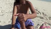 Download video Bokep HD Public handjob on beach by perfect Asian babe gratis