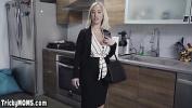 Bokep 3GP Busty blonde MILF Quinn Waters waxing stepsons house and cock 2023