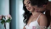 Bokep 3GP Young beauty rides dick in erotic sex hot