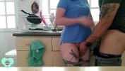 Video Bokep Mientras todos estaban distraidos en la Reunion entre a la cocina a follarme a la esposa de mi mejor amigo online