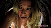 Video Bokep Hot Stuck Mom banged from behind Nikki Brooks mp4