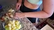 Nonton Video Bokep Cooking in the kitchen with Aurora Willows hot