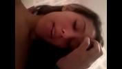 Nonton video bokep HD Novinha gozando a buceta no banheiro hot