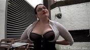 Nonton Bokep Online Bbw babe Alyss flashing pussy and masturbating in public terbaik