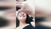 Nonton bokep HD REAL Asian girlfriend is sucking cock in car gratis
