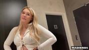 Nonton Bokep An English manager gets fucked in the toilets and elevator during her work excl excl excl gratis
