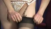 Video Bokep Putting on lingerie and black nylon stockings online