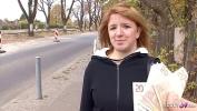 Bokep Video H auml ssliche und ungefickte deutsche Studentin von alten Typen abgeschleppt hot
