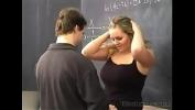 Video Bokep Teacher and student fuck in the Classroom terbaru