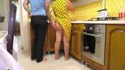 Bokep Gratis Mom lifted her skirt and showed her big ass comma and the son saw and fucked her in anal