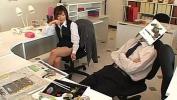 Download video Bokep Japanese business lady likes to handjob in office 2019