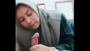 Video Bokep Hot Gadis Hijab Menghisap Kontol Besar mp4