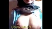 Nonton Film Bokep Cewek jilbab bugil tete gede mp4