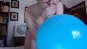 Bokep Full Il feticismo mi fa impazzire e giocare con questi palloncini fara impazzire pure te gratis