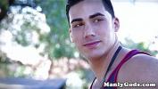 Video Bokep Muscular gay hunk rimming a jocks ass closeup terbaru