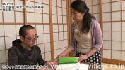 Download Video Bokep 由賀子の息子タカシは浪人生だった。ある晩の事、由賀子が勉強中のタカシの部屋にお夜食を持って行くと参考書の下からエッチな本を見つけてしまう。 terbaru