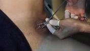 Xxx Bokep Japonesa poniendose un piercing mp4