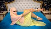 Bokep Webcam Arab hijab tease sexy feet mp4
