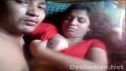 Video Bokep Desi Aunty Boobs Pressed Nipple Sucked gratis