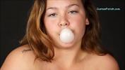 Video Bokep Hot Angela apos s Bubble Gum Blowing Tit Show online