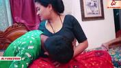 Video Bokep Hot Desi Teacher fucking yong boy learn sex education gratis