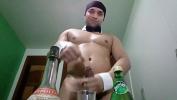 Vidio Bokep HD 15 Hunk bartender teaches how to make a cum cocktail