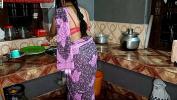 Bokep Gratis Saree young maid gets her pussy fucked in the kitchen