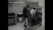 Video Bokep HD Camera de seguran ccedil a flagra homem fodendo cozinheira em cozinha de restaurante 3gp