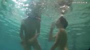 Bokep Gratis Swimming pool lesbos having fun together