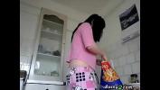 Film Bokep Girl shows her ass and puts something inside online