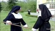 Video Bokep Notgeile Nonne wird vom Handwerker heimlich entjungfert 3gp
