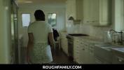 Bokep Video Annoyed Stepmom for Picking Up her Stepson Clothes terbaru