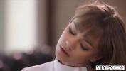 Nonton video bokep HD VIXEN Luscious babes seduce their trainer mp4